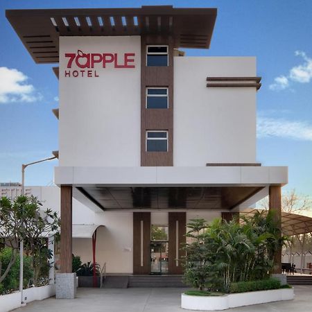 7 Apple Hotel, Vadodara Zewnętrze zdjęcie