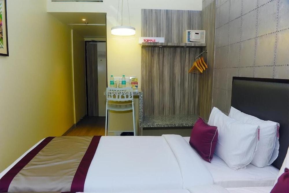 7 Apple Hotel, Vadodara Zewnętrze zdjęcie