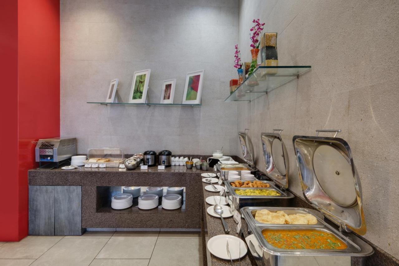 7 Apple Hotel, Vadodara Zewnętrze zdjęcie